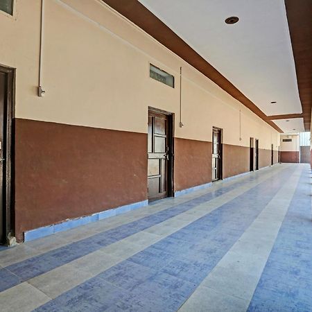 Hotel O Murliwala Wedding Palace And Resort Samalkha Exterior foto