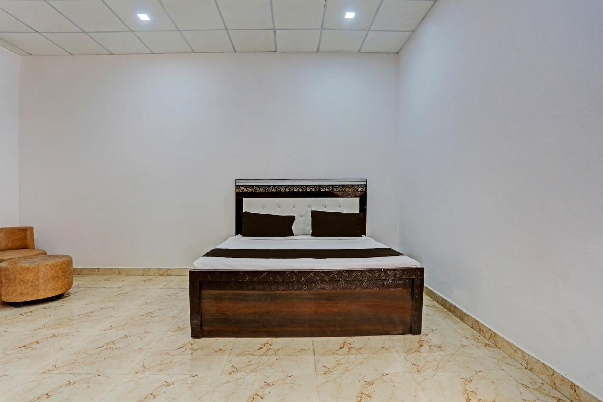 Hotel O Murliwala Wedding Palace And Resort Samalkha Exterior foto